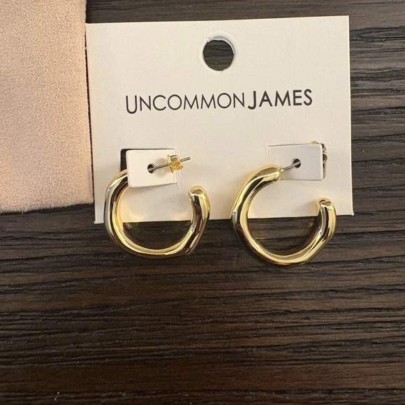 NEW Uncommon James Gold Medium Goals Hoop Earrings - Picture 4 of 4